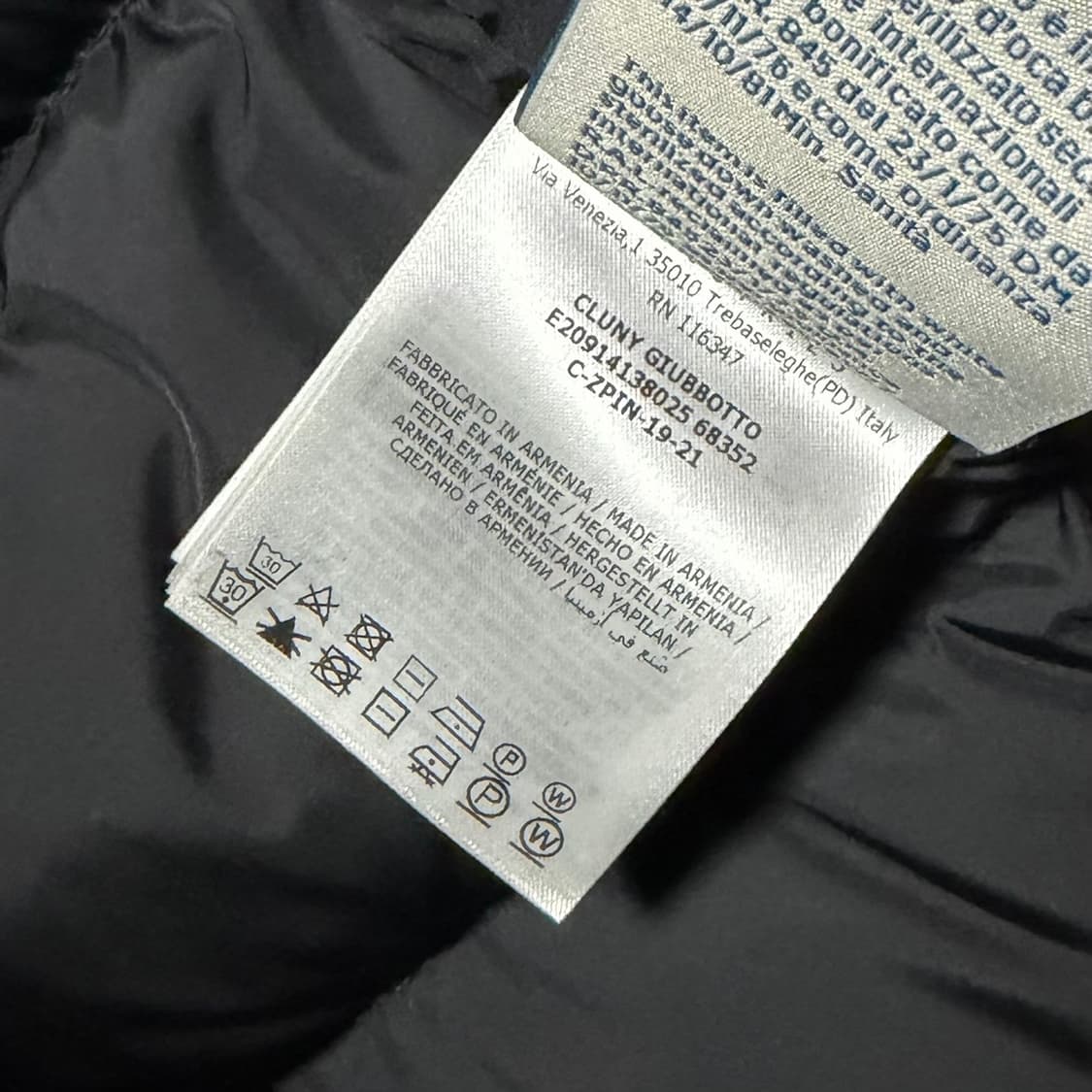 [블랙 4/새상품급] 몽클레어 클루니 패딩 블랙 풀구성 상품이미지6