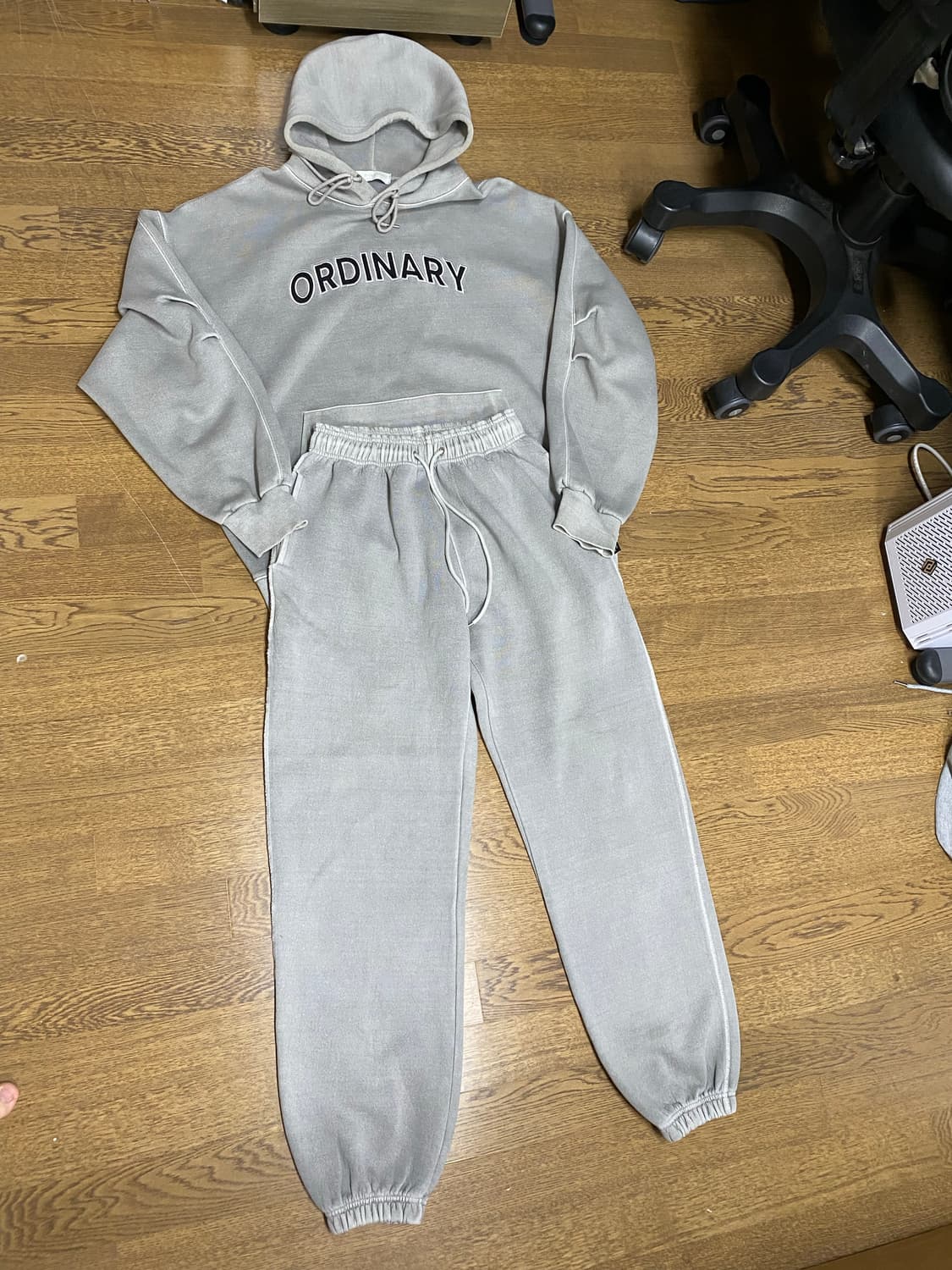 ORDINARY 후드티 트레이닝복 세트 상품이미지1