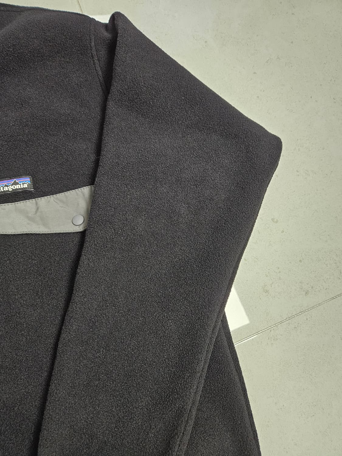 파타고니아 신칠라 s 블랙 포지그레이 상품이미지3