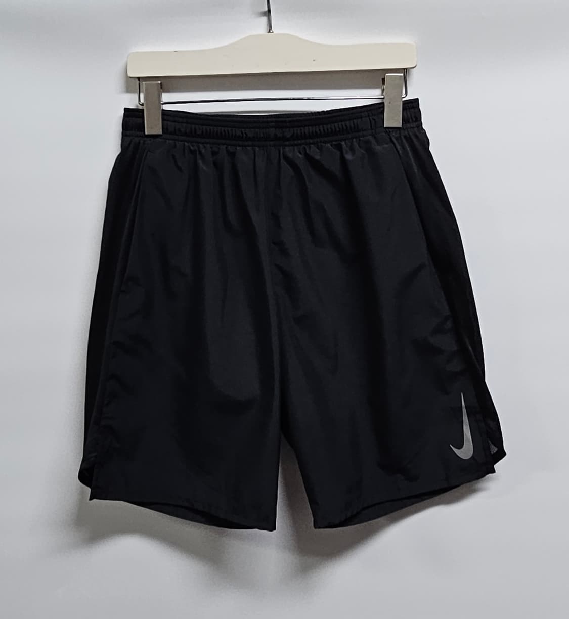 나이키 드라이핏 러닝쇼츠 M 상품이미지1