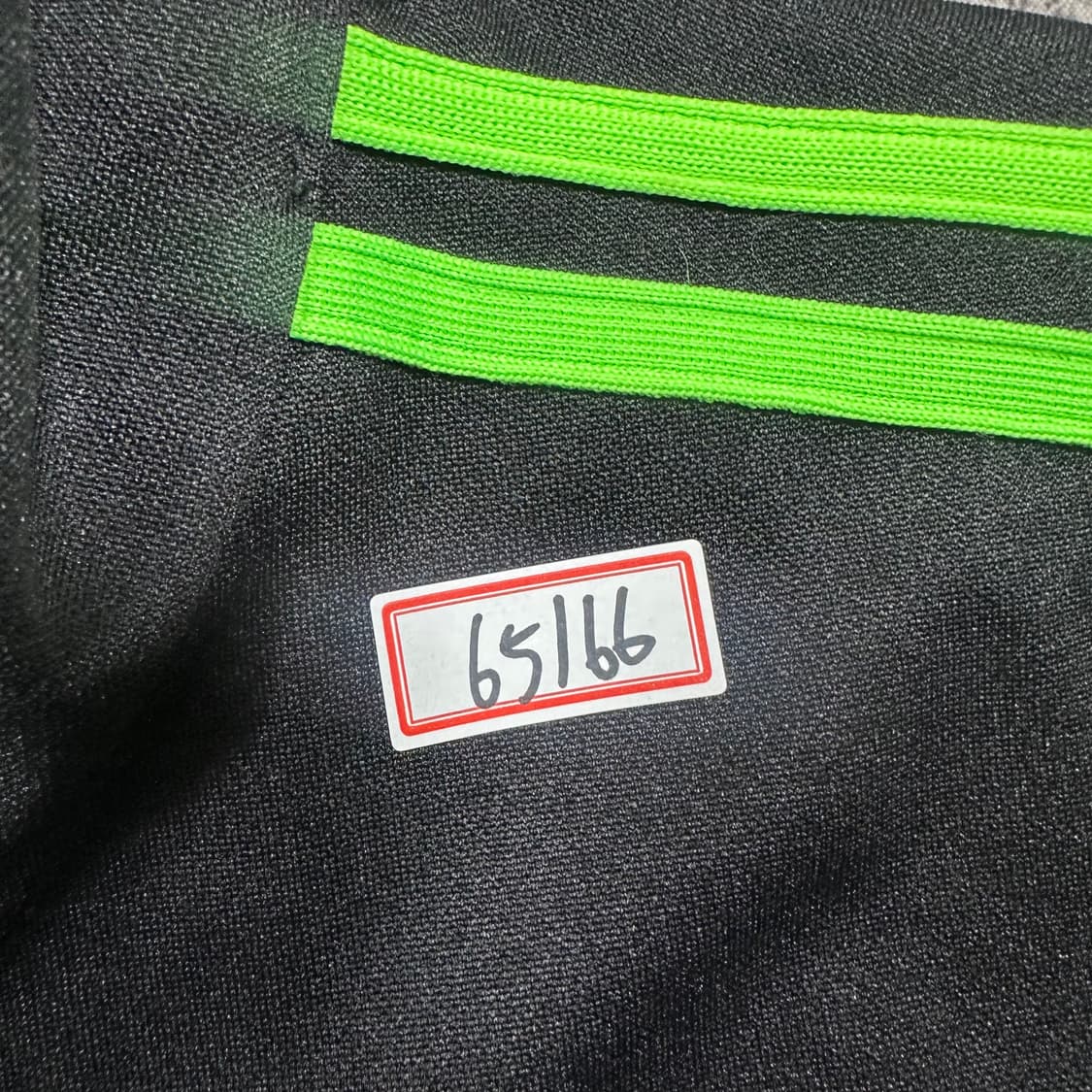 ✨ (세트) 널디 블랙 그린 트레이닝 셋업  상품이미지9