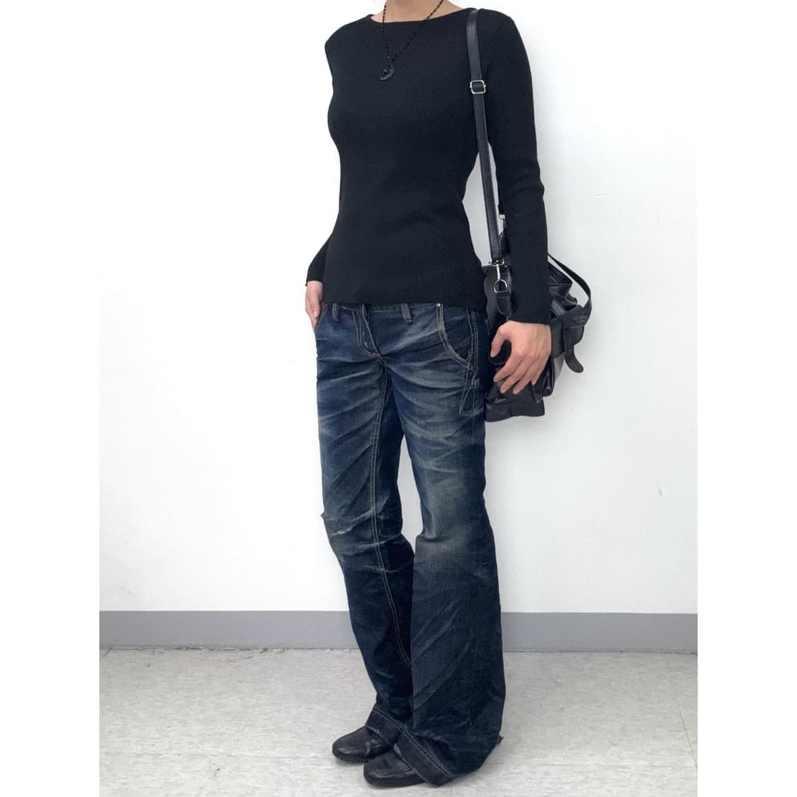 빈티지 블랙 롱슬리브 상품이미지3