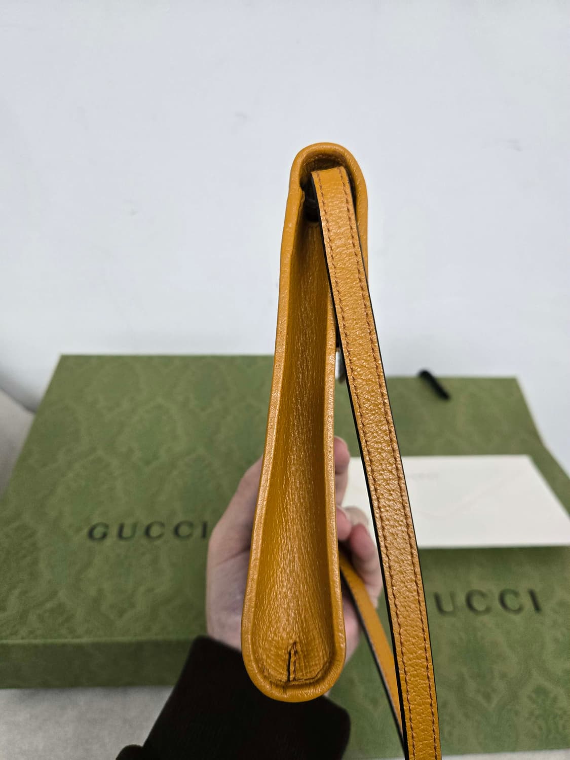 [보증서 정품] 구찌 카이 폰홀더백 상품이미지4