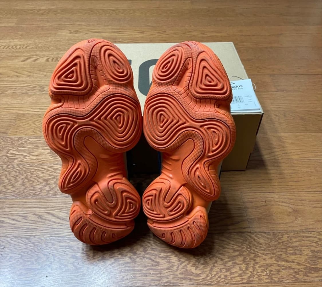 [255] 이지부스트 500 인플레임 상품이미지2