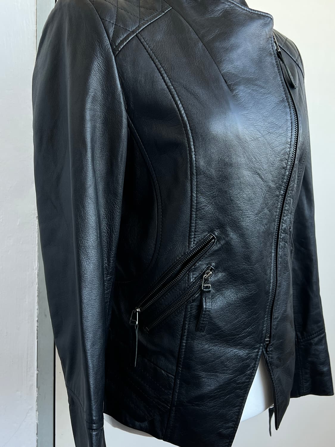 Diagonal cut leather jacket 상품이미지2