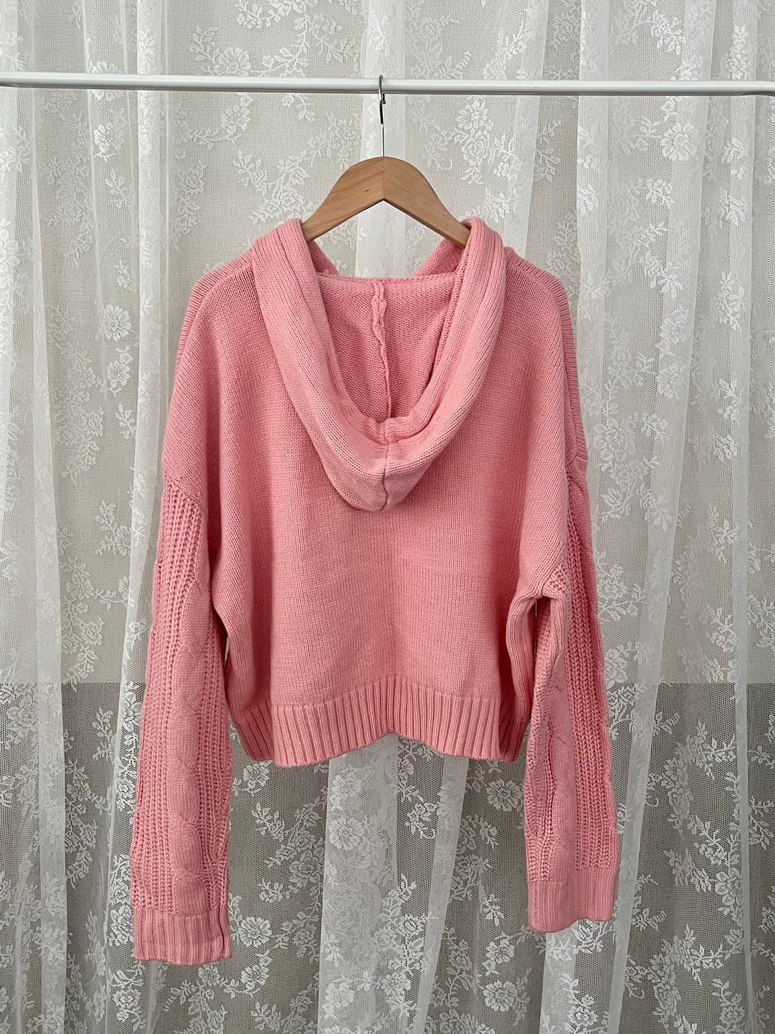 1) 키르시 스몰 체리 니트 숏 후드 핑크 상품이미지2