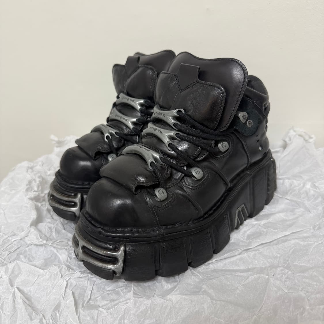 뉴락 메탈릭 아이코닉 클래식 플랫폼 하이탑 EU 39(250) 상품이미지3