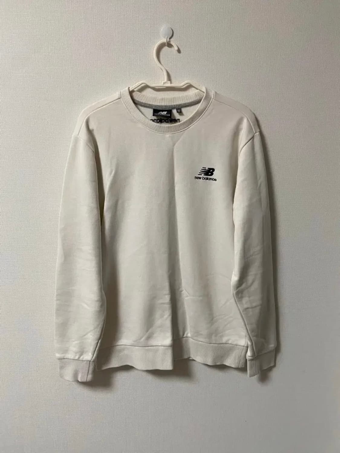 뉴발란스 맨투맨 상품이미지1