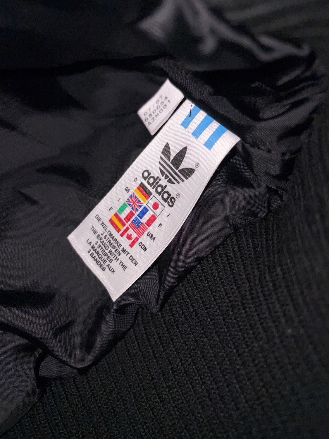 아디다스 봄버 숏패딩  상품이미지6