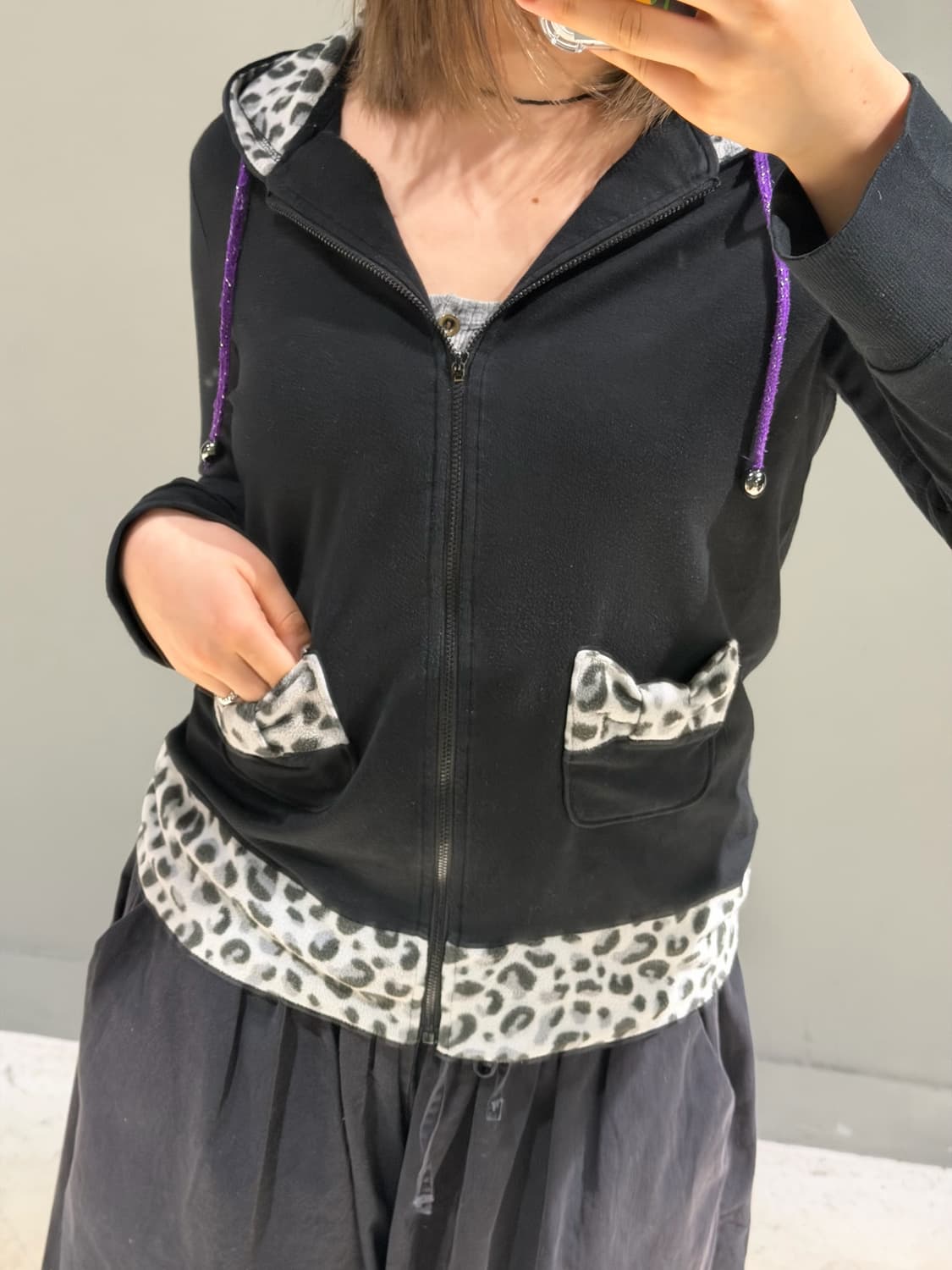 back cross detail leopard hood zip-up 상품이미지3