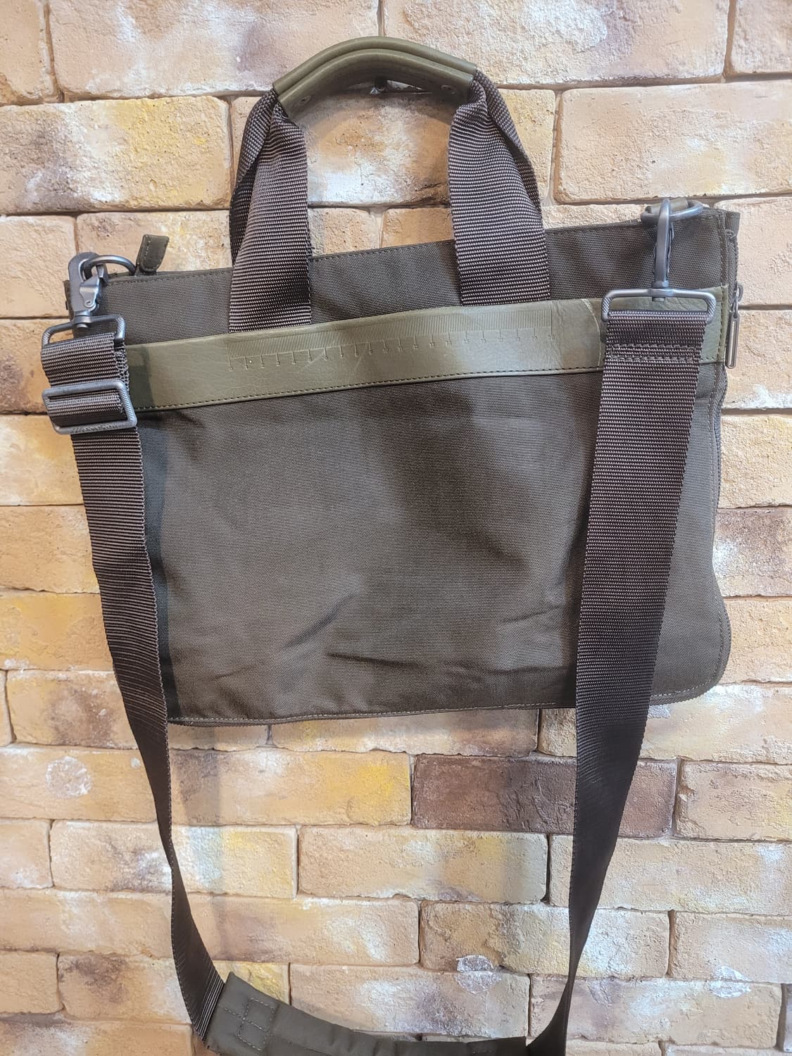 만다리나덕 토드백 숄더백 브리프케이스 상품이미지2