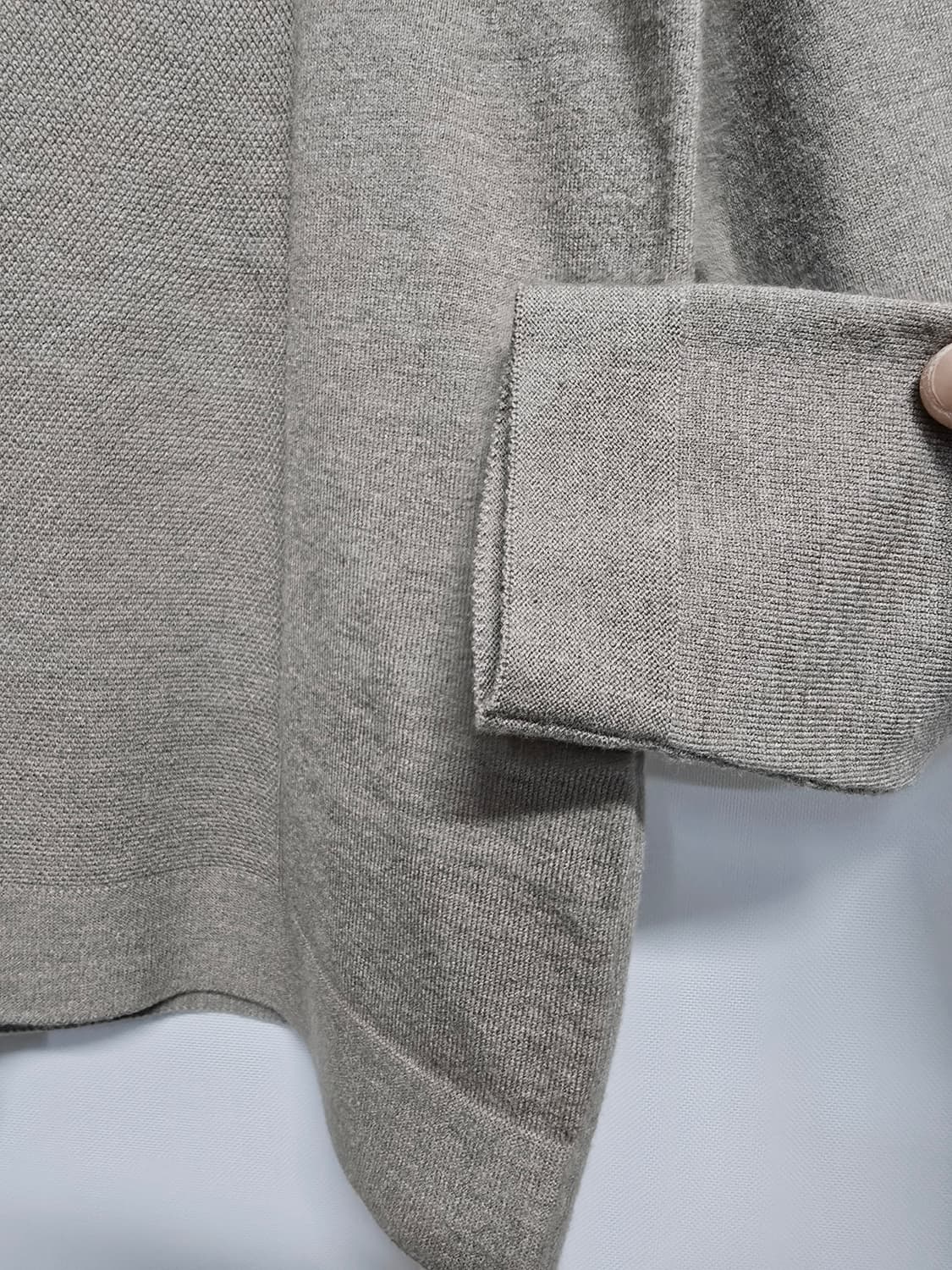 베스티벨리 베이지색 목폴라 긴팔 니트85 상품이미지4