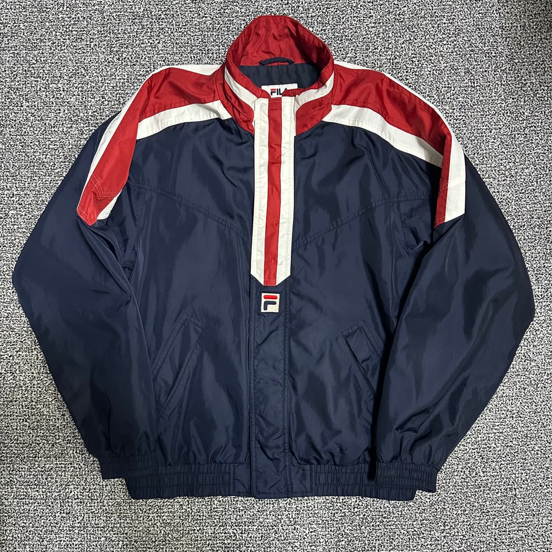 (L) 휠라 FILA 바람막이 네이비 레드 화이트 상품이미지1