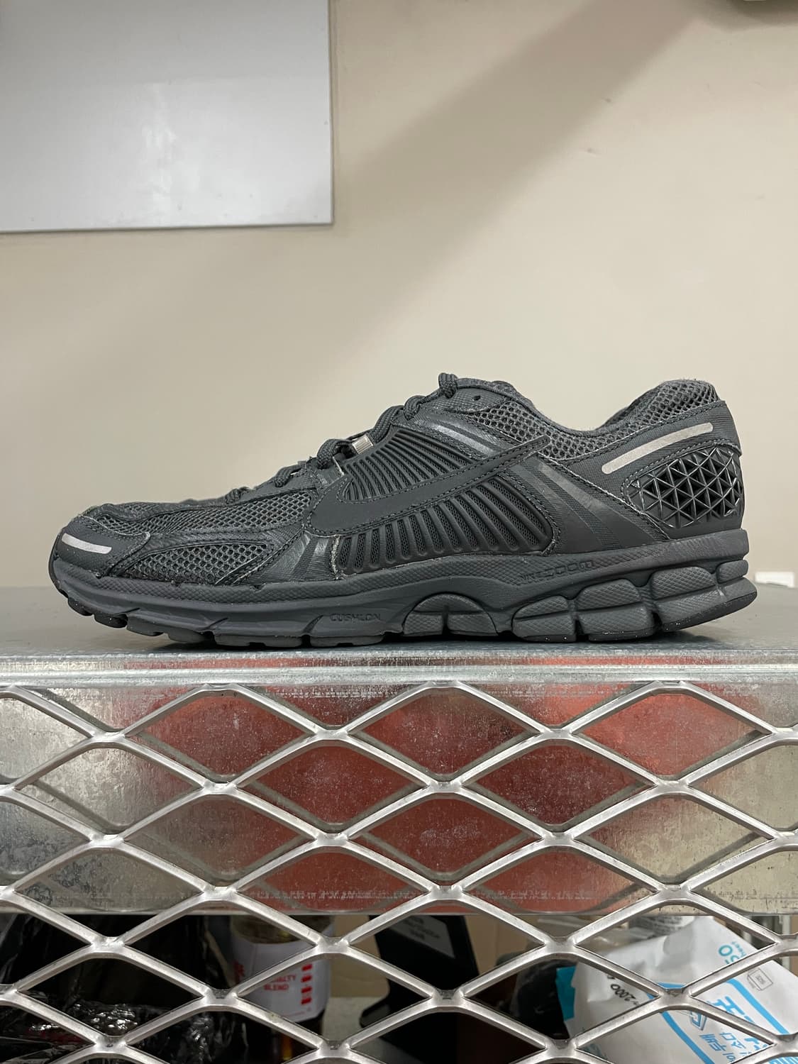 나이키 줌 보메로 5 앤트러사이트 280 (gr-4492) 상품이미지1