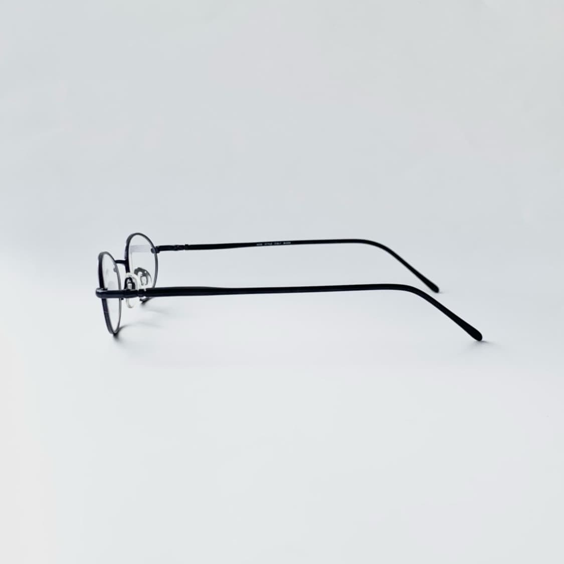 [픽키-696] 딥블루 메탈 풀프레임 안경 슬림 오벌 프레임 미니멀 상품이미지4