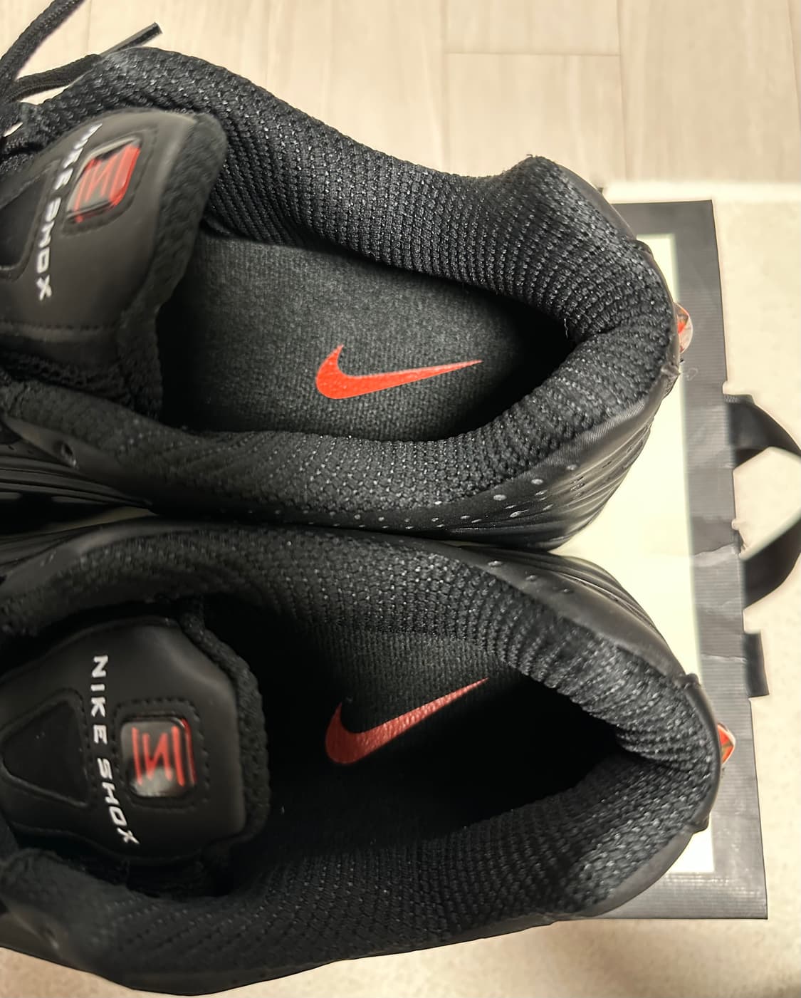 [W280] 나이키 샥스 R4 블랙 (1회착 상품이미지5