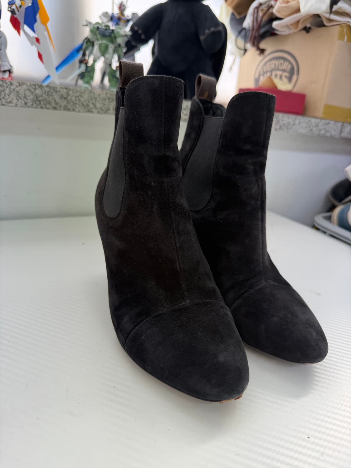 정품) 루이비통 여성 스웨이드 블랙 첼시 부츠 38 상품이미지3