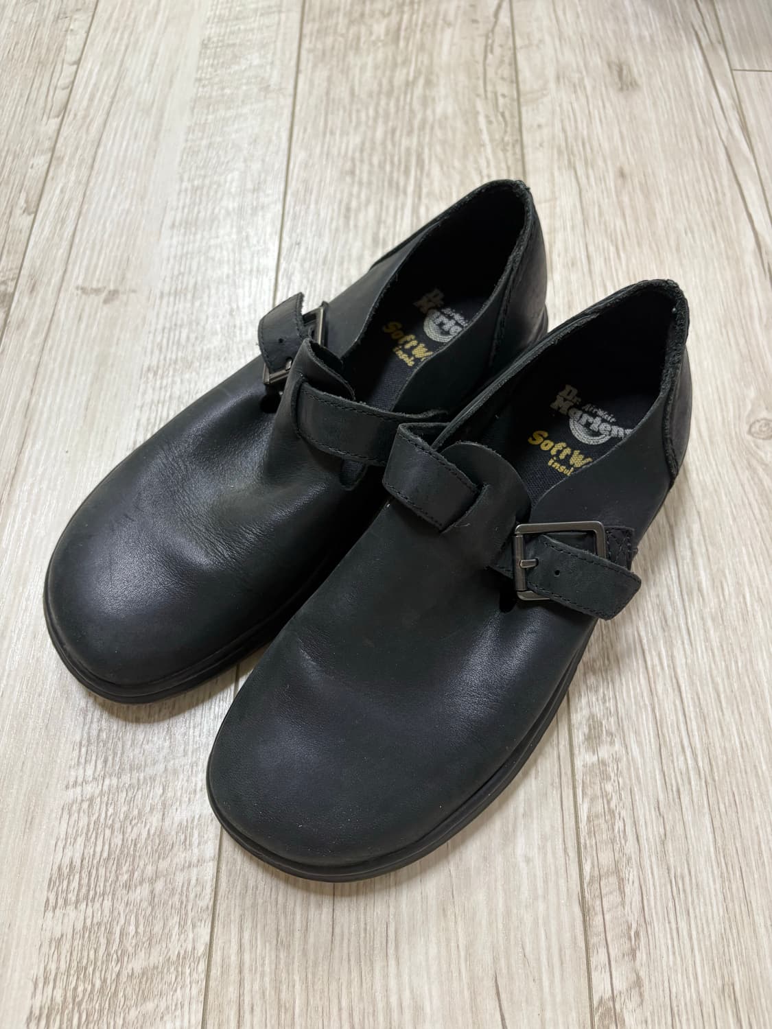 닥터마틴 패트리샤 블랙 230 상품이미지1