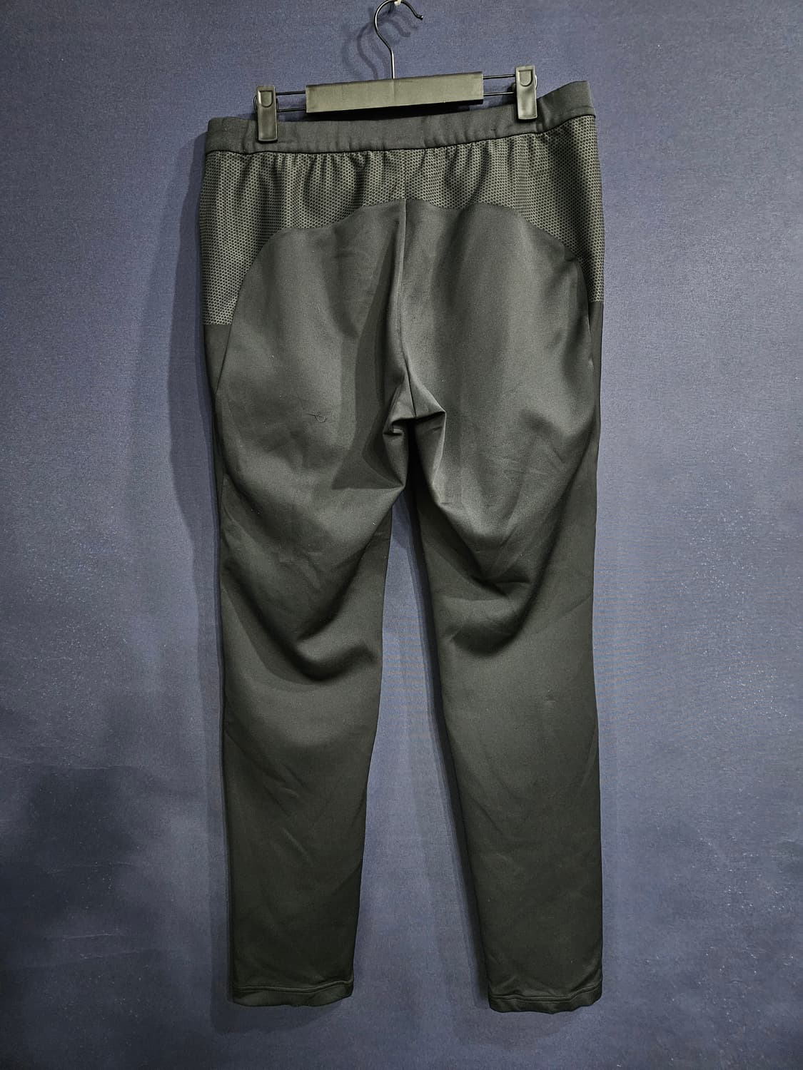 데상트 투톤 남성 슬림핏 32 기능성 팬츠  상품이미지2