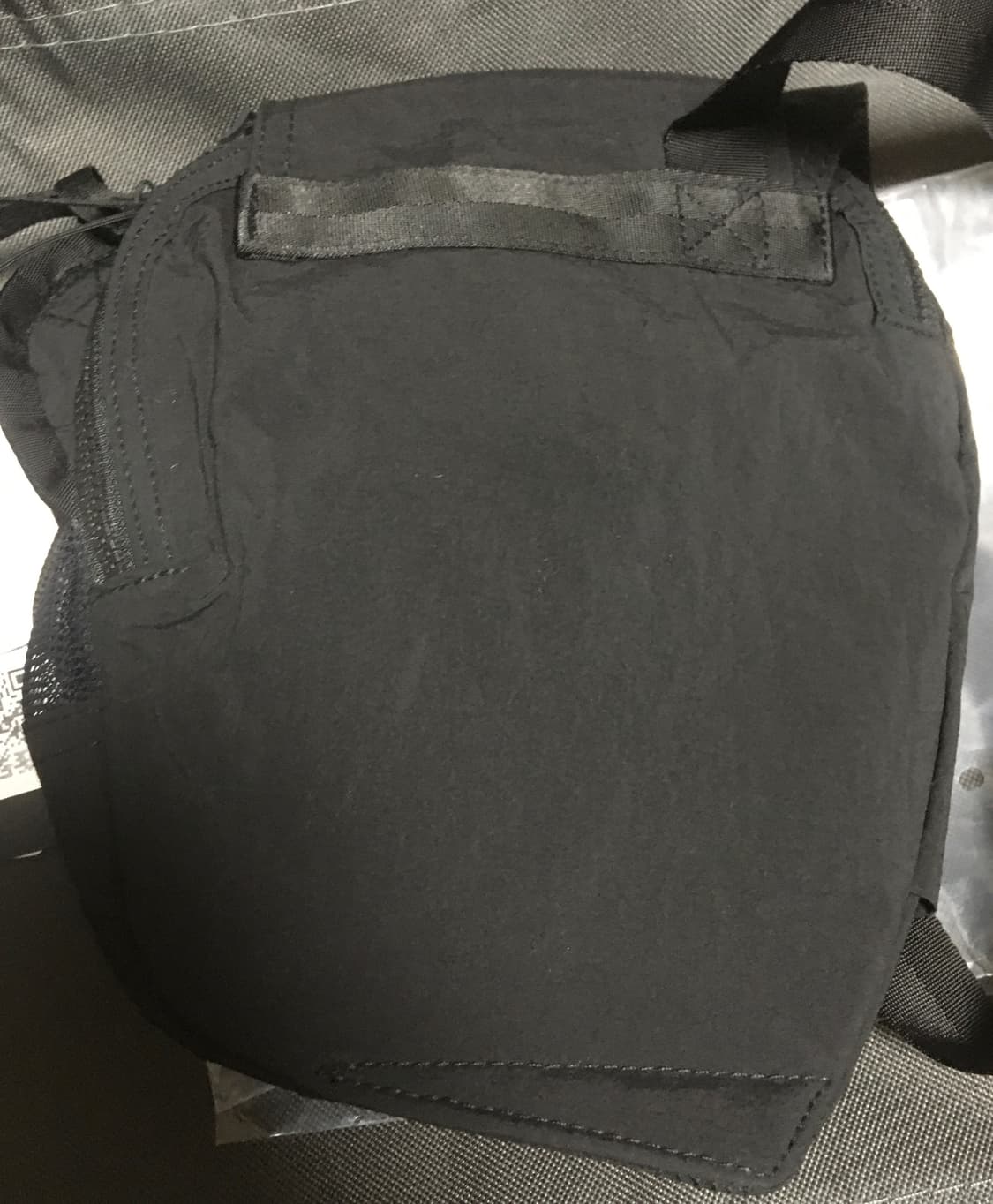 CP컴퍼니 숄더백 블랙 판매합니다 상품이미지8