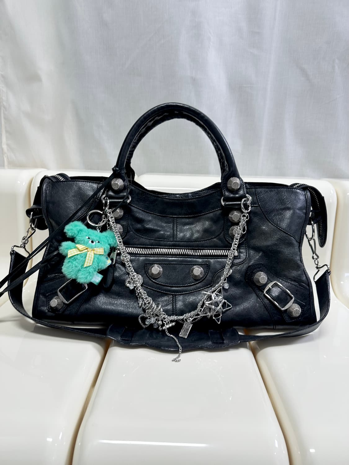 [A 정품] 발렌시아가 시티 모터백 파트타임 블랙 상품이미지3