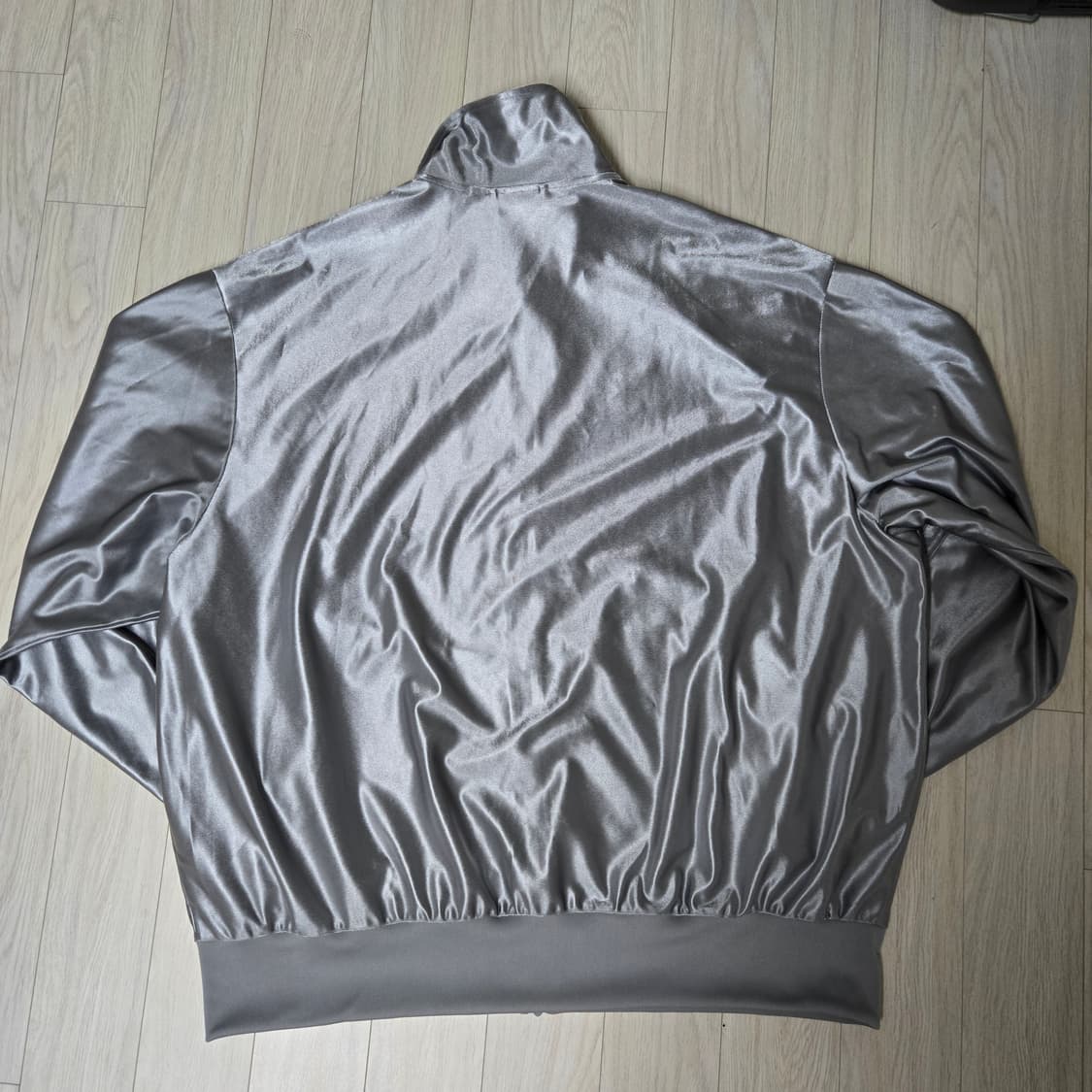 아디다스 파이어버드 메탈릭 트랙 탑 그레이 상품이미지3