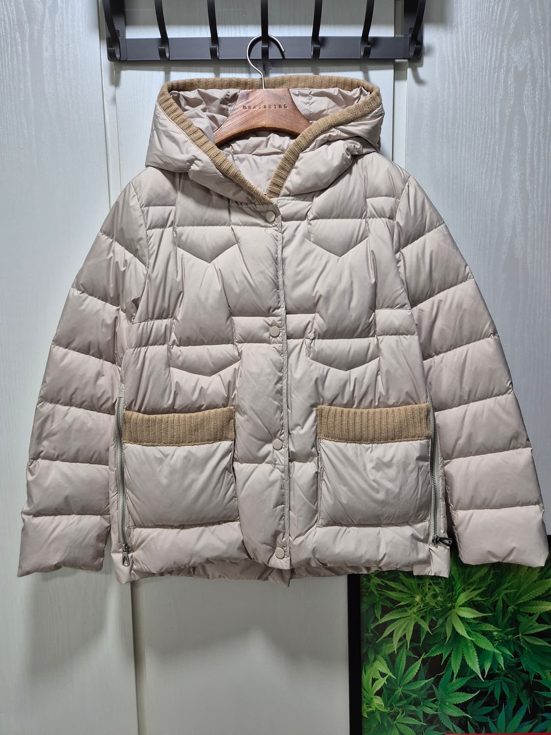 빈티지 아이보리 니트 배색 후드 거위털패딩 상품이미지1