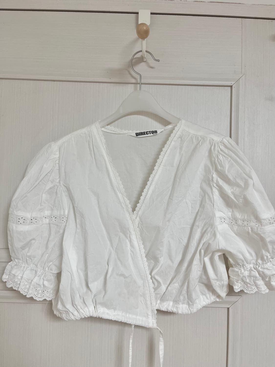 아일렛 화이트 크롭 제니 블라우스 상품이미지6