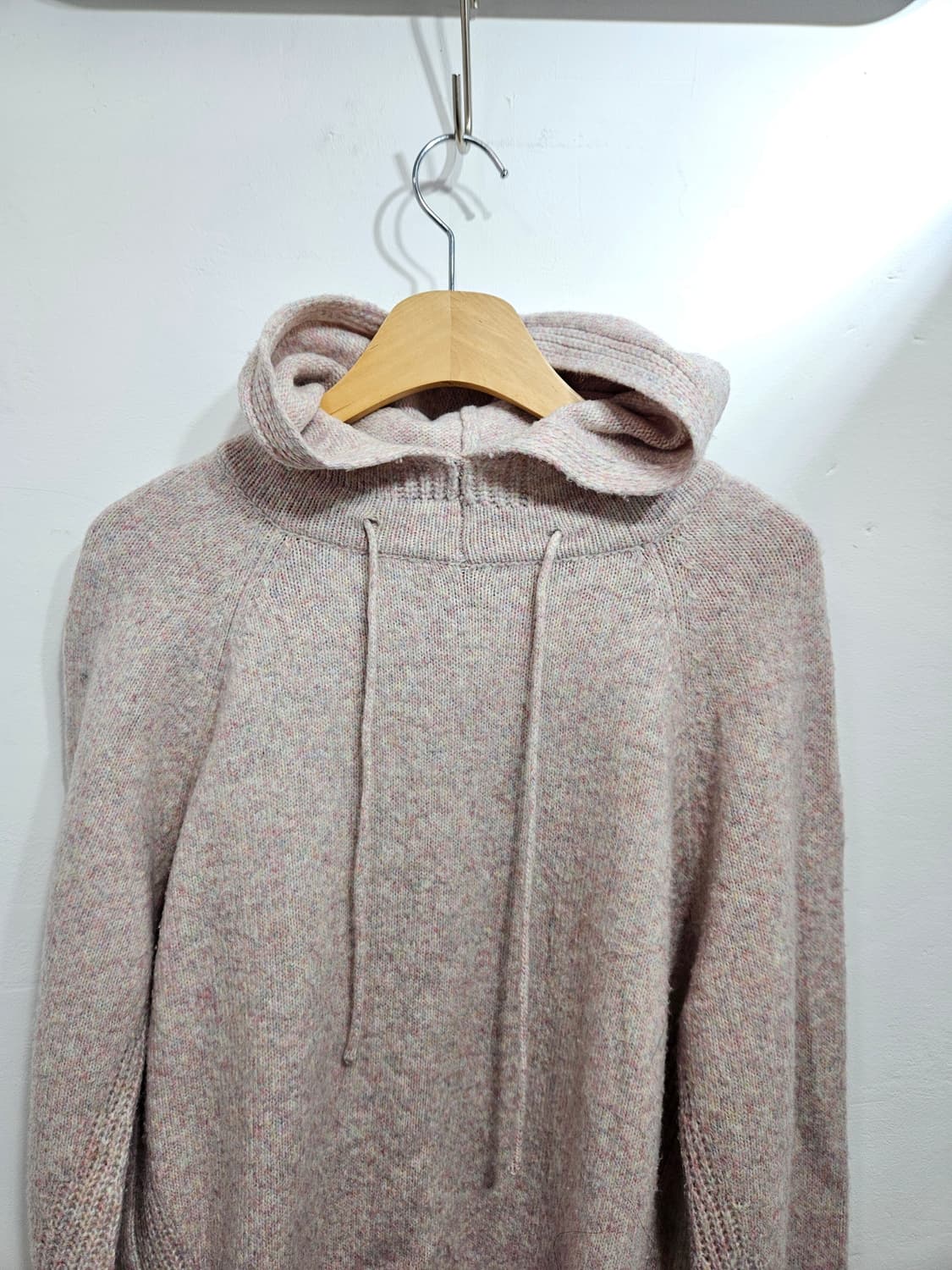 엔니튜드(enNittude) 울캐시미어 혼방 후드 니트  상품이미지2