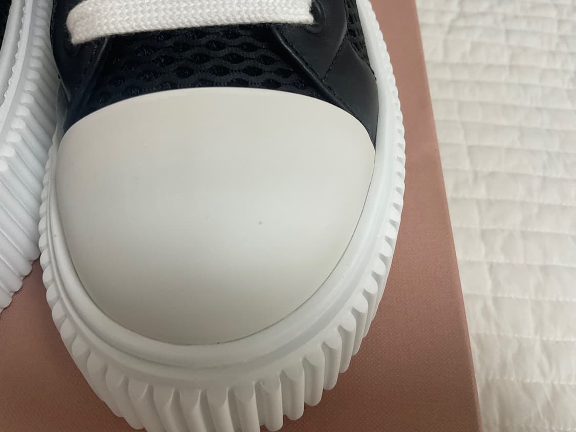 미우미우 정품 새제품 플랫폼 스니커즈 선물용 추천 상품이미지2