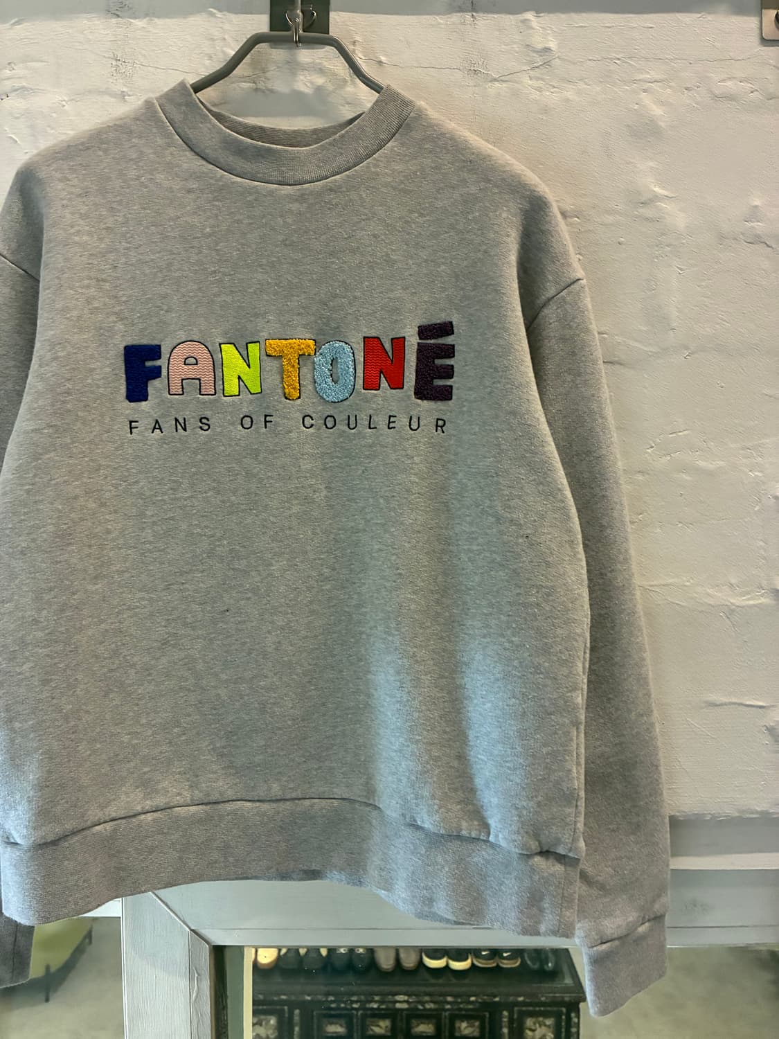 Etre Cecile 에트레 세실 팬톤 로고 스웻셔츠 XS 상품이미지3