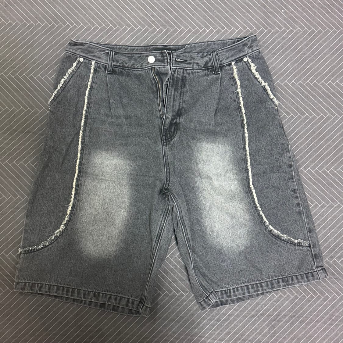 알리스 컷오프 인시전 버뮤다 데님팬츠 블랙 XL 상품이미지2