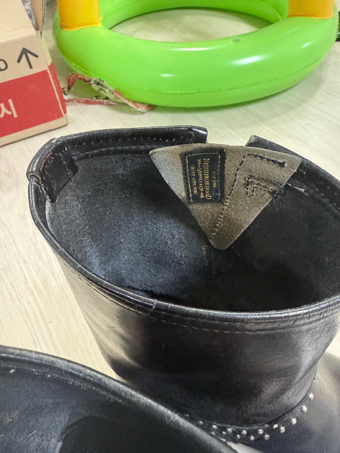 네이버후드 레드윙 이레귤러 부츠 상품이미지3