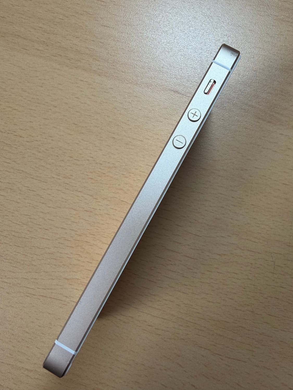 아이폰 se1 골드 32기가 배터리 효율 87 상품이미지3