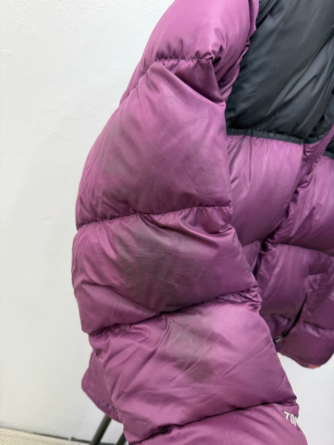 정품) 노스페이스 눕시 퍼플/블랙 패딩 95 상품이미지4