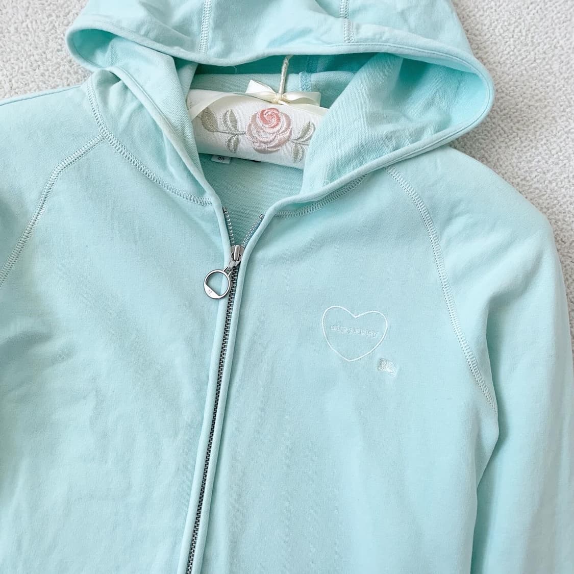 버버리 물민트 하트로고 후드집업 상품이미지1