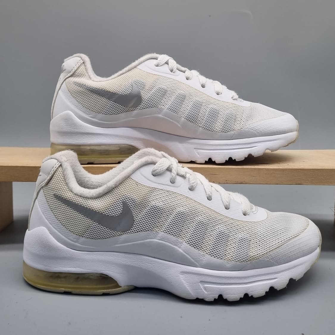 나이키 에어맥스 인비고 운동화220 상품이미지1