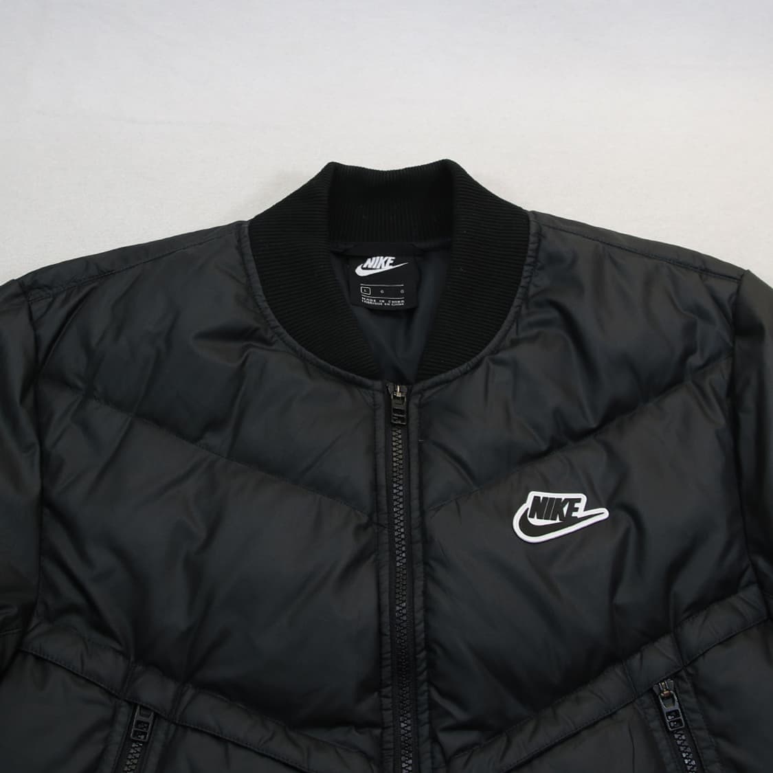 (착용컷) 나이키 덕다운 패딩 자켓 (남성용 100) 상품이미지4