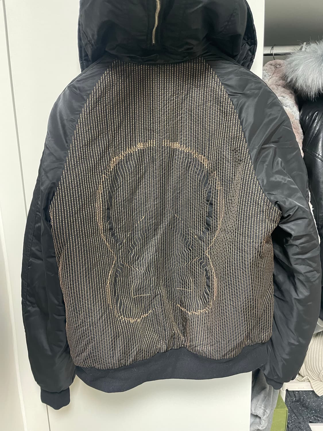 비엑세스 N-2B 패딩 M 상품이미지3