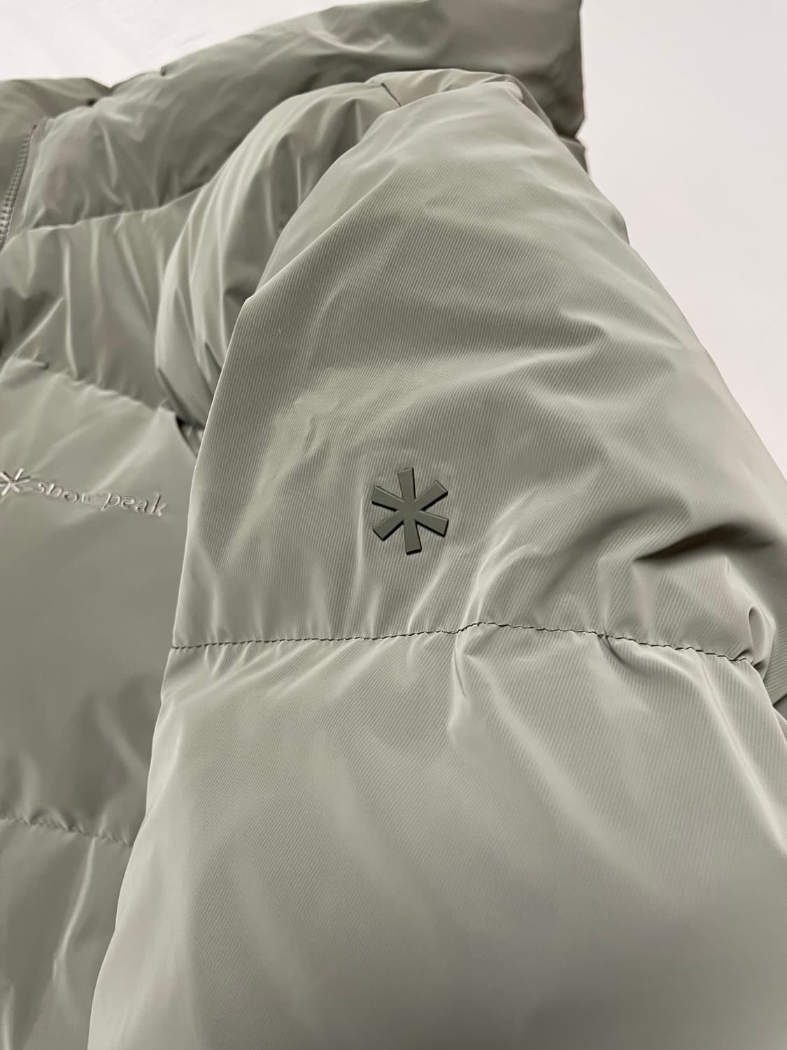 스노우피크 실키 스탠드넥 미들다운 자켓 S24WMTDJ28 상품이미지5