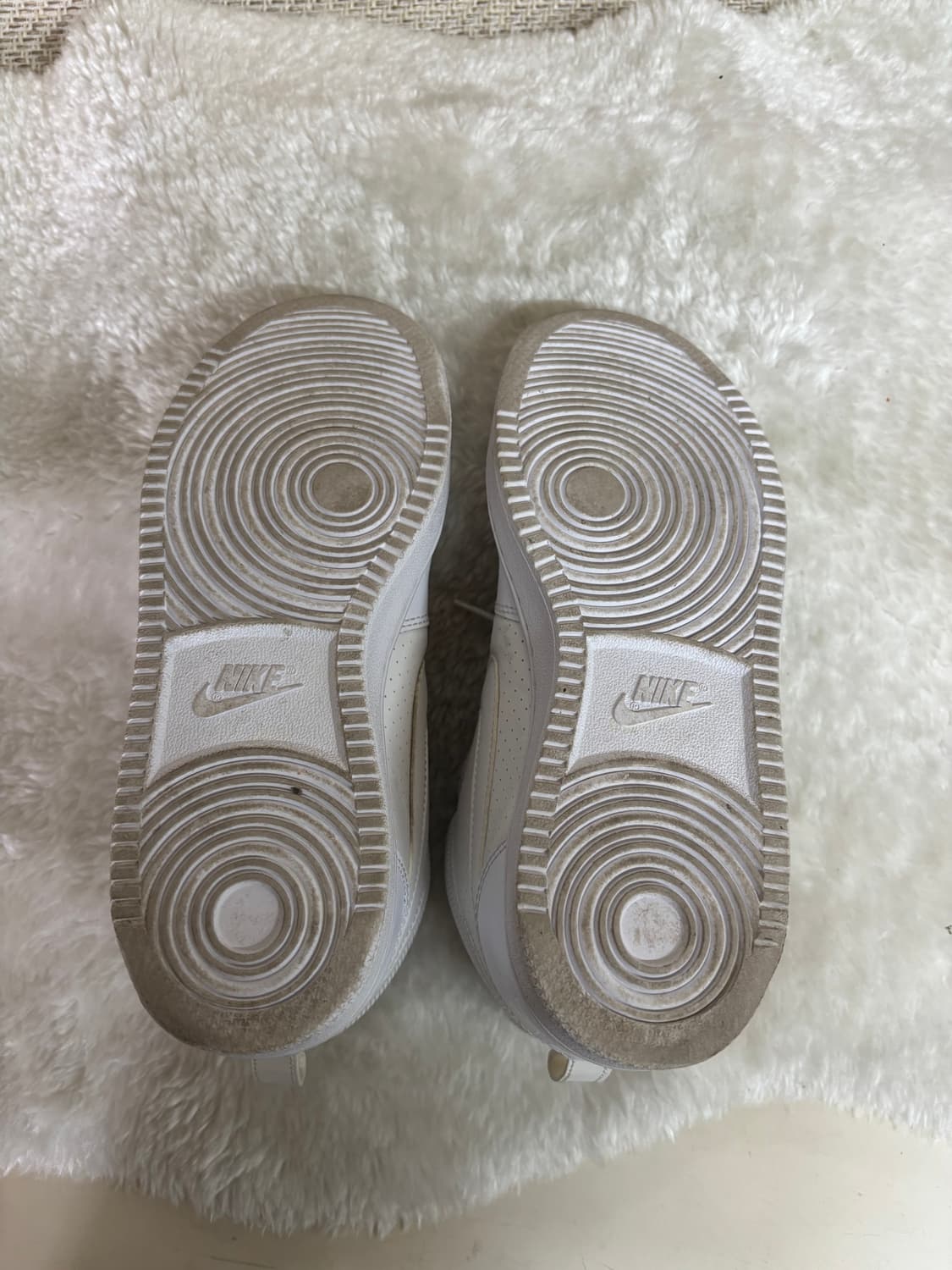 나이키 코트 버로우 미드탑 스니커즈 상품이미지4