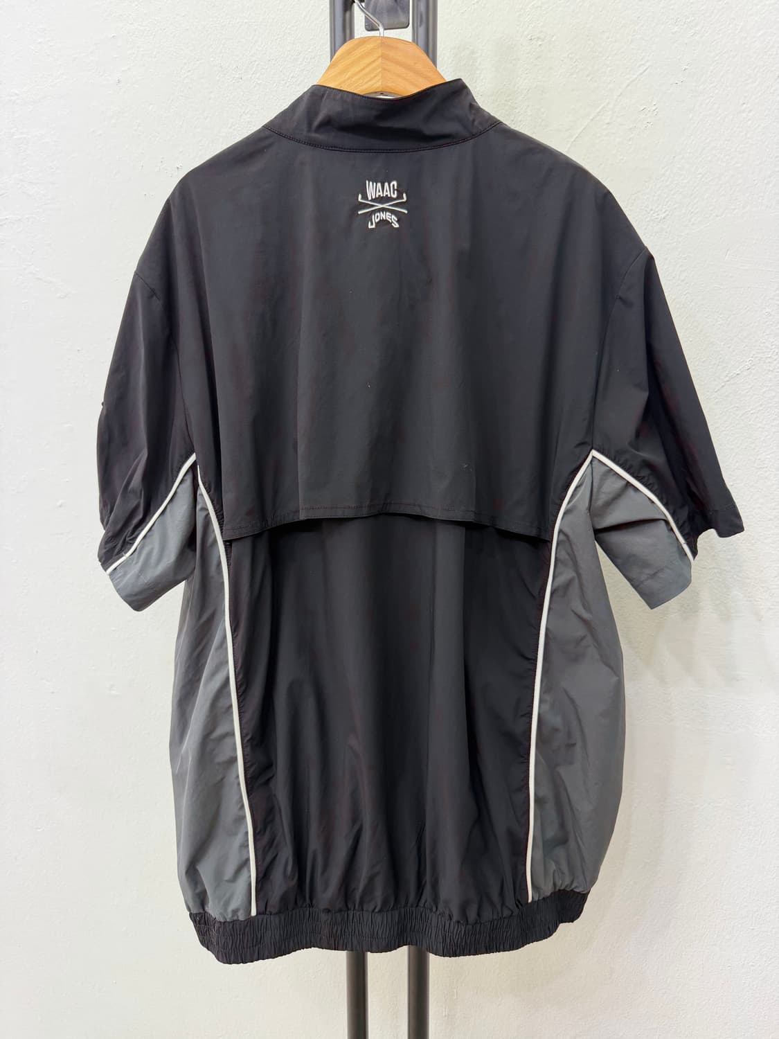 정품) 왁골프 X Jones 남성 24ss 아노락 바람막이 L 상품이미지5