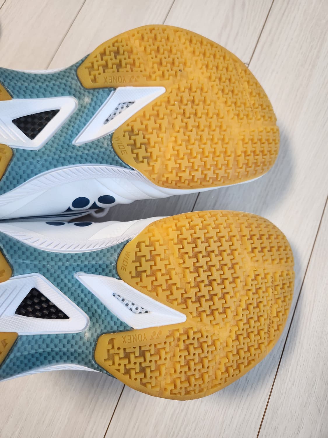 요넥스 파워쿠션 SHB-65Z4LEX W 여성 와이드 배드민턴화 사이즈2 상품이미지9