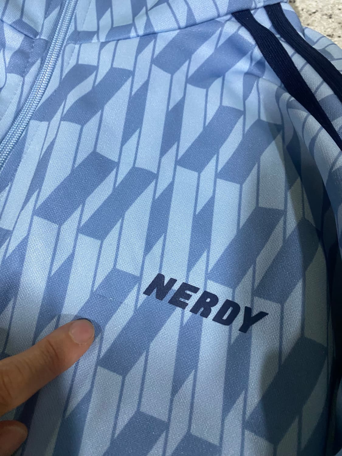 널디 트랙 탑 스카이 블루 S 새상품 상품이미지9