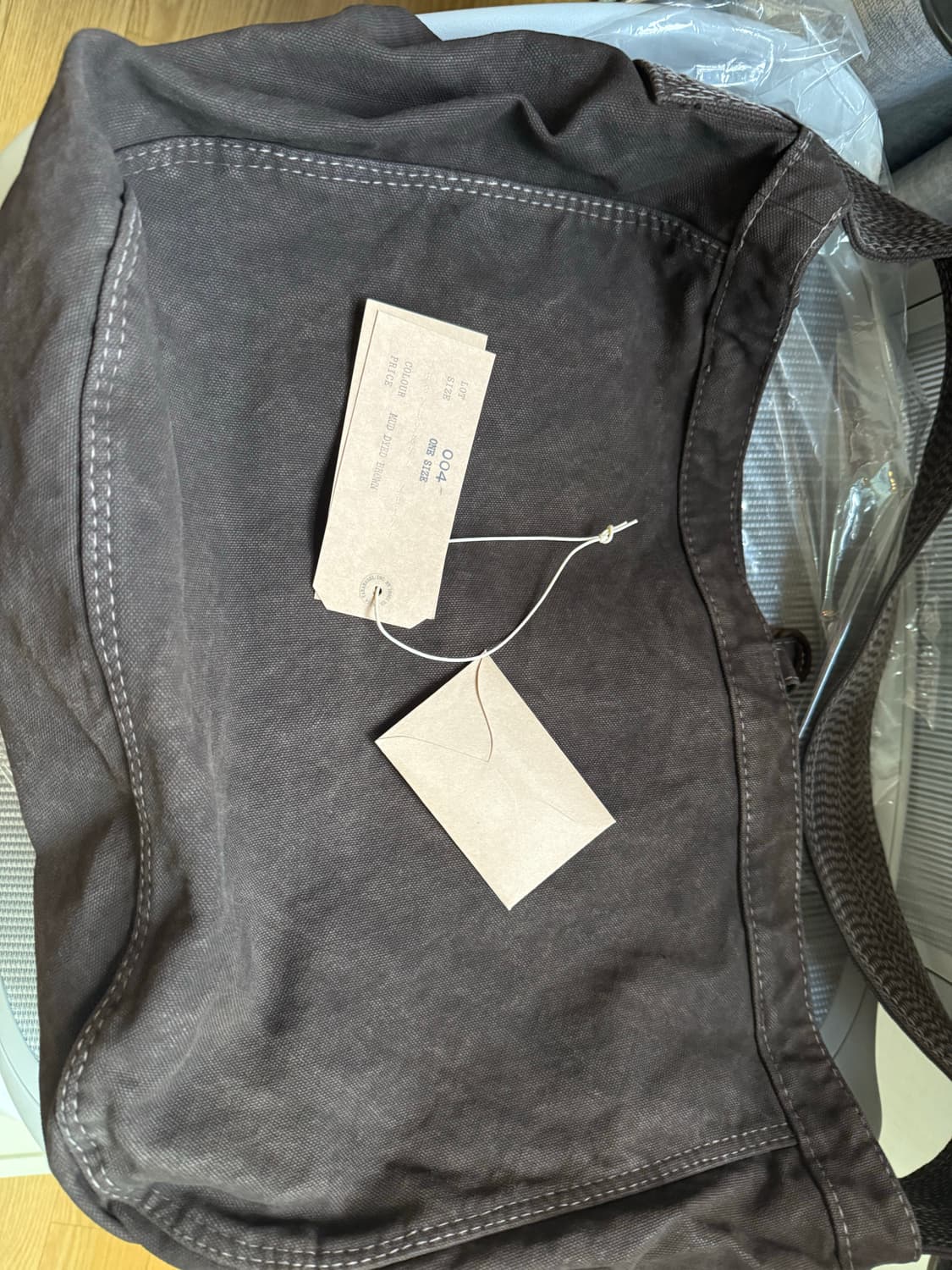 타이가 타카하시 뉴스보이백 머드다이드 브라운 상품이미지2