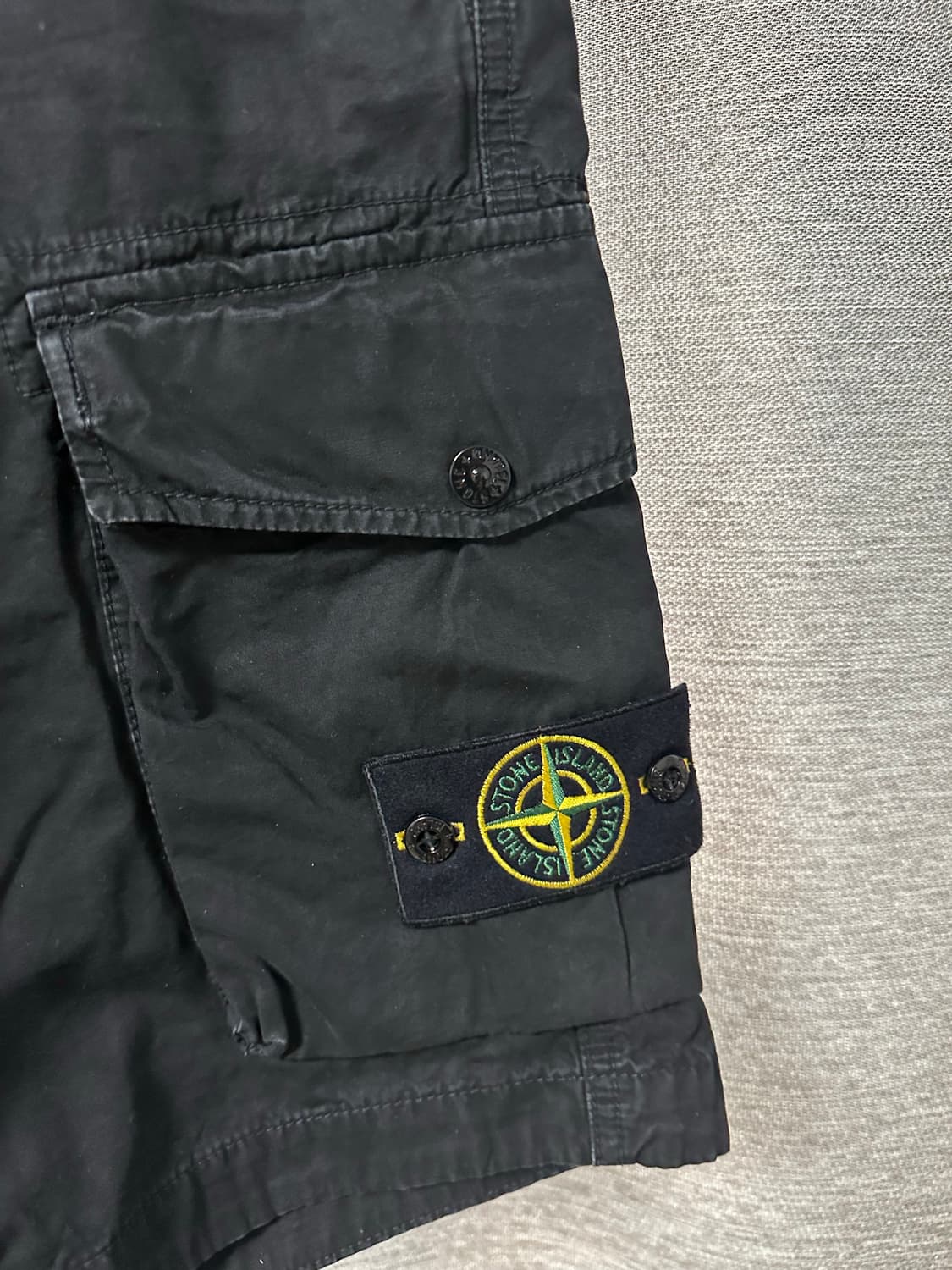 스톤아일랜드 코튼 하프팬츠 블랙 (30) 상품이미지3