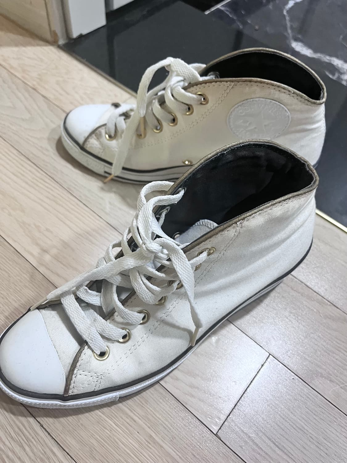 컨버스 오네갸루 갸루 희귀매물 240 상품이미지3