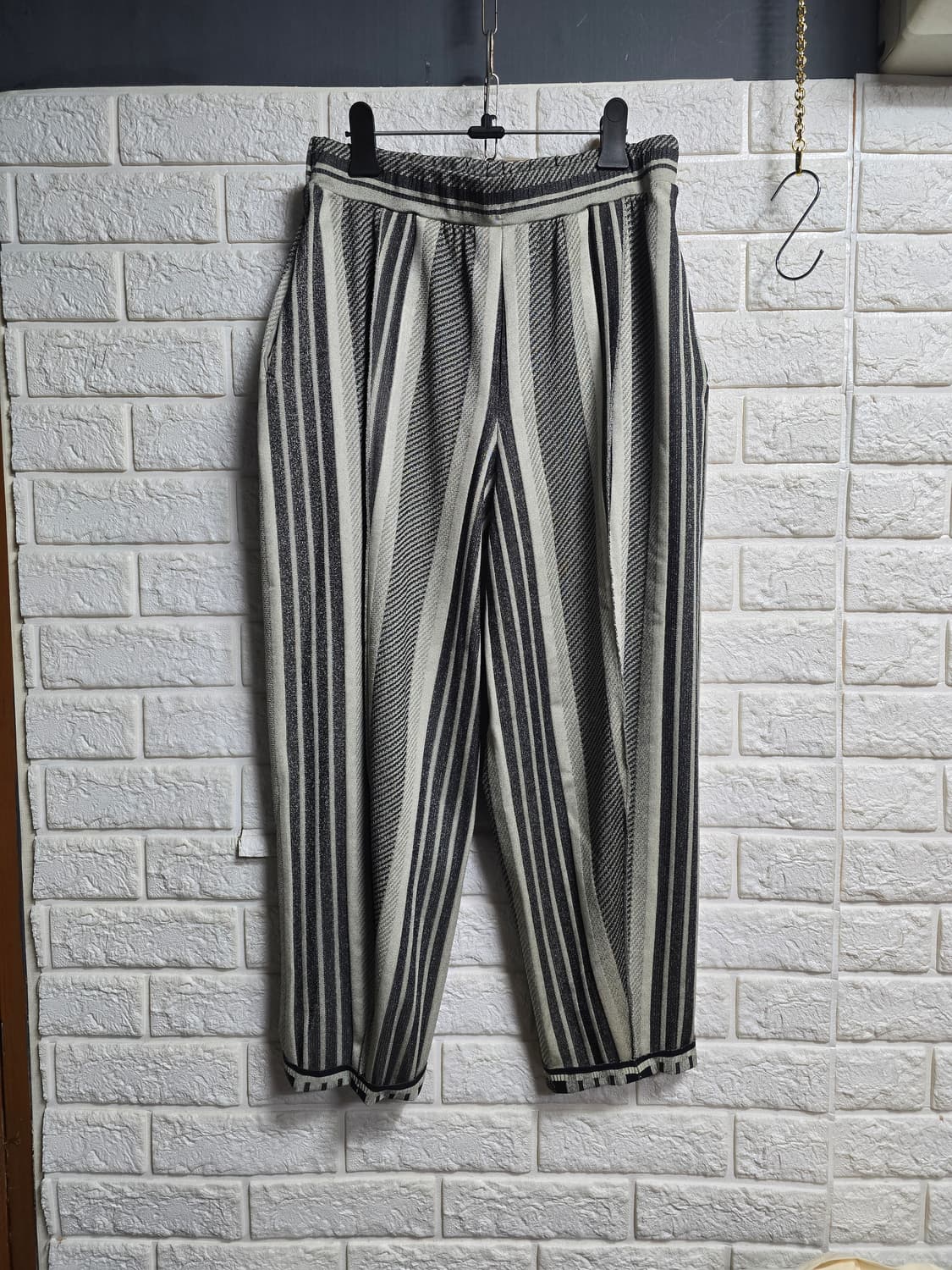 이세이미야케 플리츠 플리즈 슬렉스 3 상품이미지1