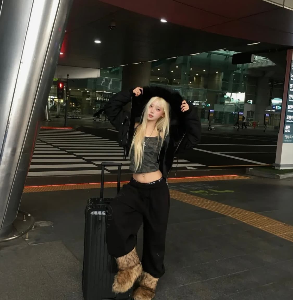 스키즘인듀싱HOODED PUFFER JACKET BLACK 상품이미지3