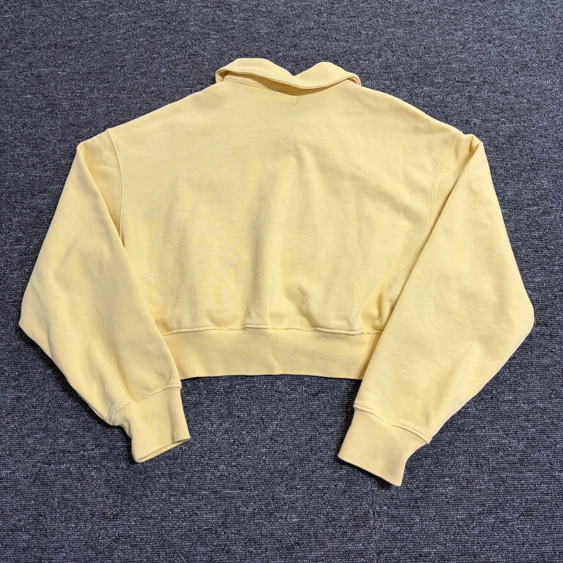 마리떼 하프집업 크롭 맨투맨 상품이미지6